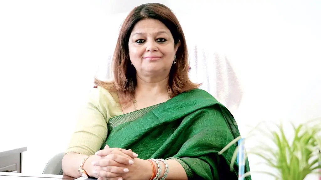 Nisha-Pandey-Principal-Rajaji-Puram-Campus-I