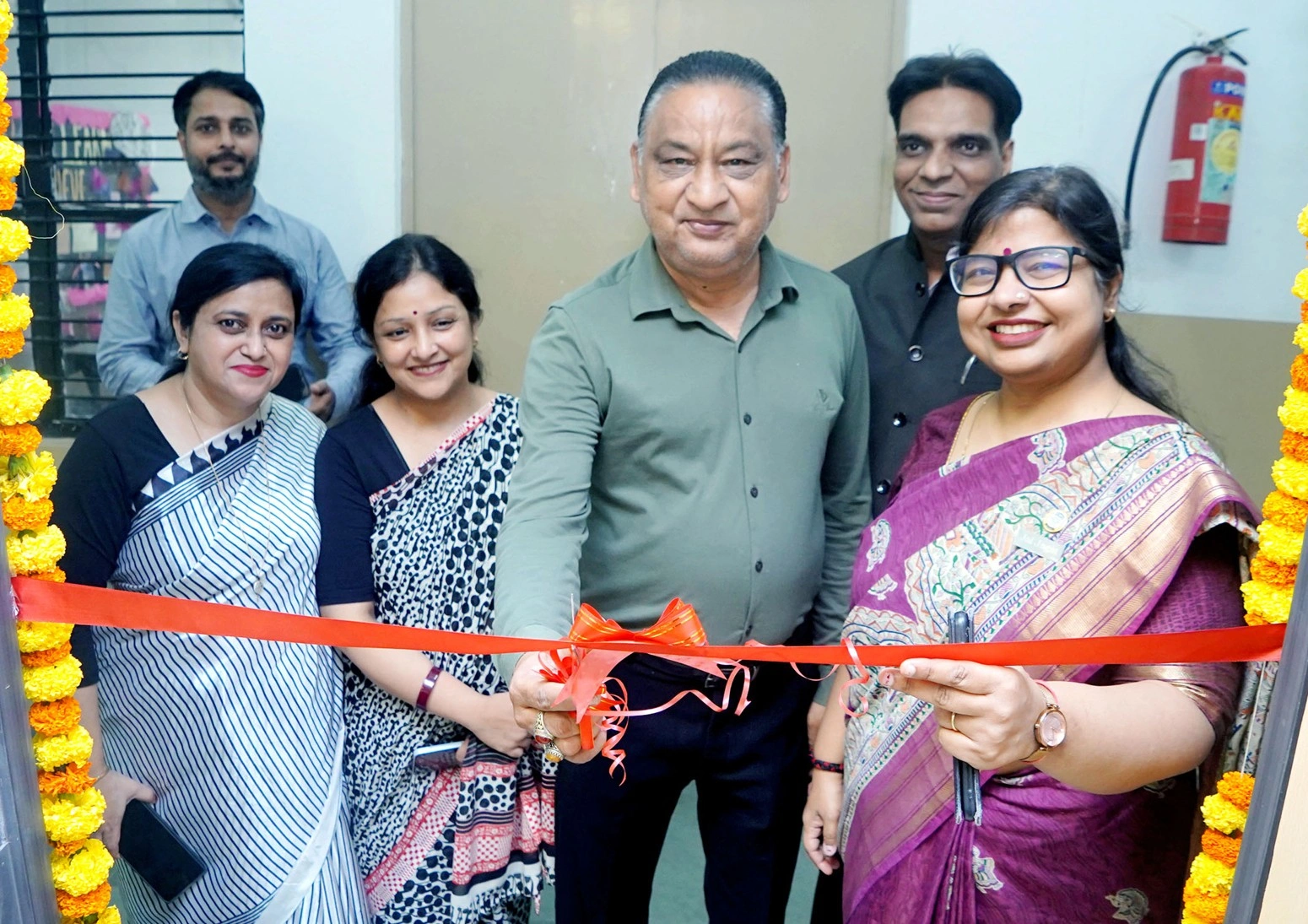 Inauguration of Activity Centre, the ‘Harmony Building’ and state-of-the-art Robotics and Chemistry Labs by the chief guest, Mr Laeeq Aaga, Corporator of Asharfabad in the presence of Principal Mrs Archana Pandey and other teachers of CMS Asharfabad, Lucknow