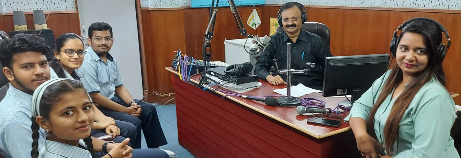 vishwa-voice-slider (3)