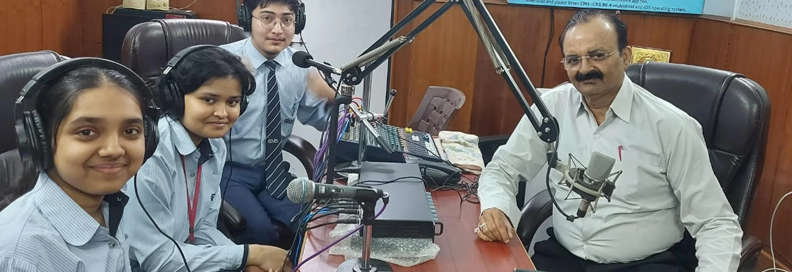 vishwa-voice-slider (5)