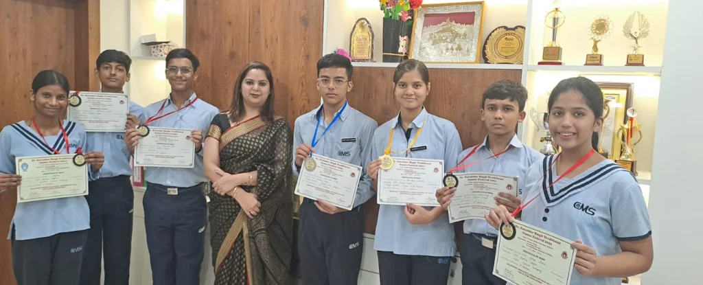 Senior students of CMS Indira Nagar I who won in the Traditional Games Festival 2024