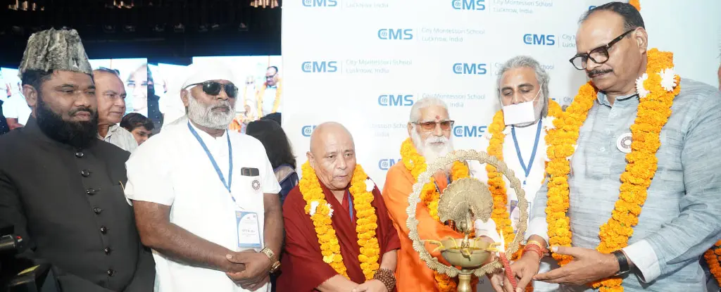 Hon’ble Chief Guest Shri Brajesh Pathak inaugurating the 10th International Interfaith Conference alongside esteemed religious leaders
