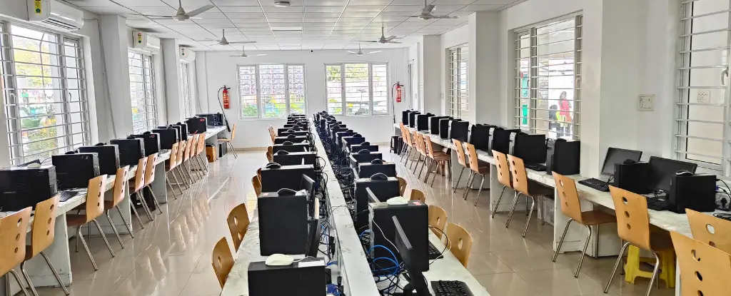 Campus Infrastructure - CMS Mahanagar