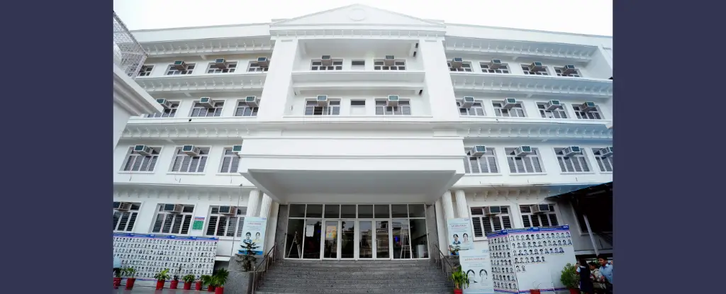 Campus Infrastructure - CMS Mahanagar