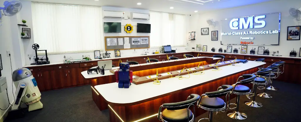 Campus Infrastructure - CMS Mahanagar