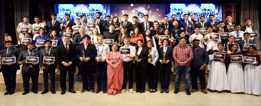 Participants of the 25th International Quanta with Mrs Aditi Sharma (Event Convenor & Principal, CMS Chowk Campus)