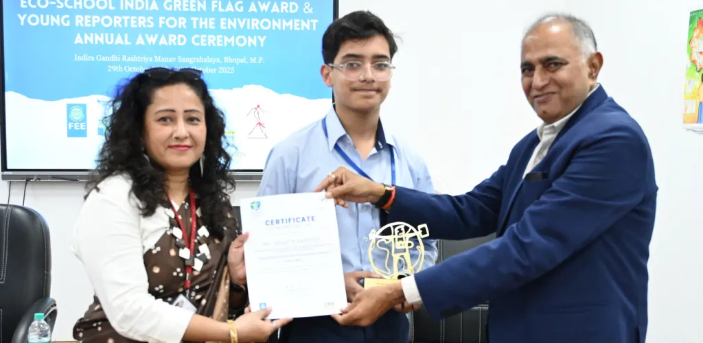 Ms Awasthi received her award from Dr Amitabh, Director of IGRMS