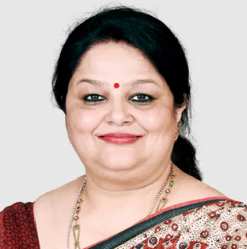 Nisha Pandey maam -principal CMS rajajipuram campus I