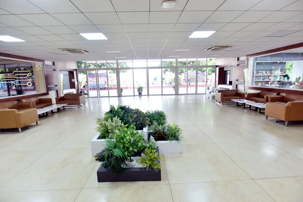 school-lobby (2)