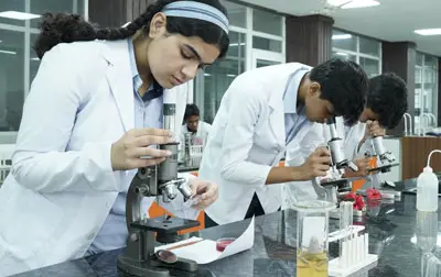 The senior years at CMS focus on building academic rigour and critical life skills. CMS emphasises ‘Learning by Doing’ and equips students with smart strategies for success in Boards and competitive exams.