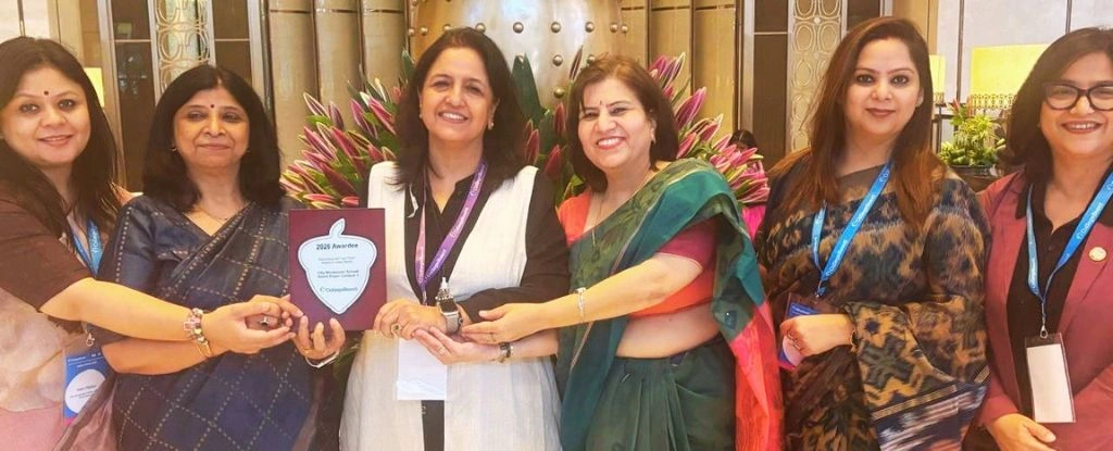 Mrs Chanda Kundra, Head – CMS Career Counselling Department, alongside CMS Principals and Career Counsellors, with the ‘Expanding SAT and PSAT Impact in India (North Zone) 2026’ Award by College Board, US